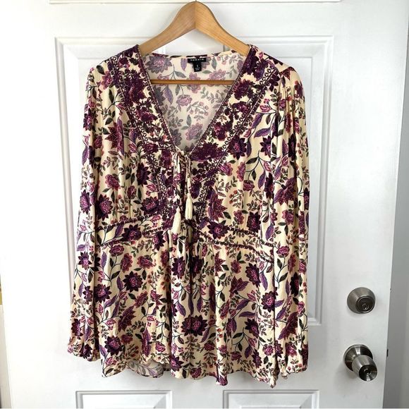 Torrid Babydoll Rayon Crepe Embroidered Lace Up Top Size 1X 14 16 - Picture 2 of 12